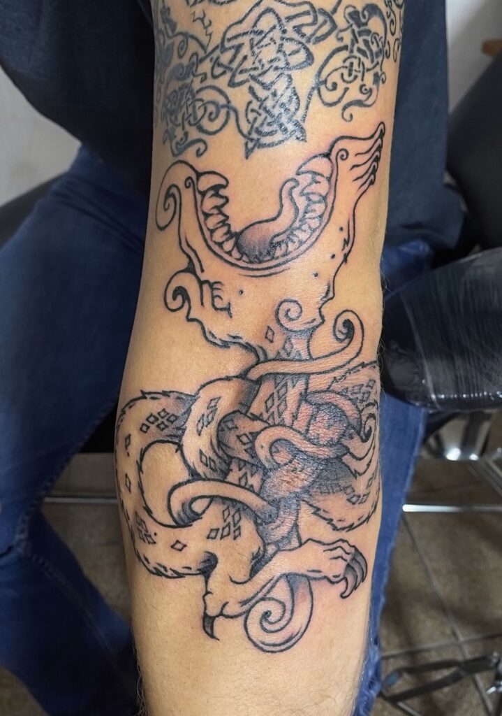 tattoo tatuaje berea ana maria viking nordic dragon